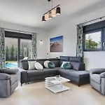 Tika Ferienhaus